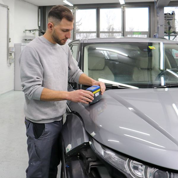 Mauro Abbruzzino at work